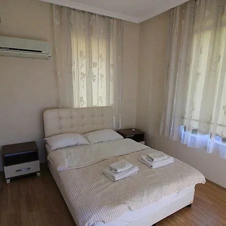 Country Villas فيلة *